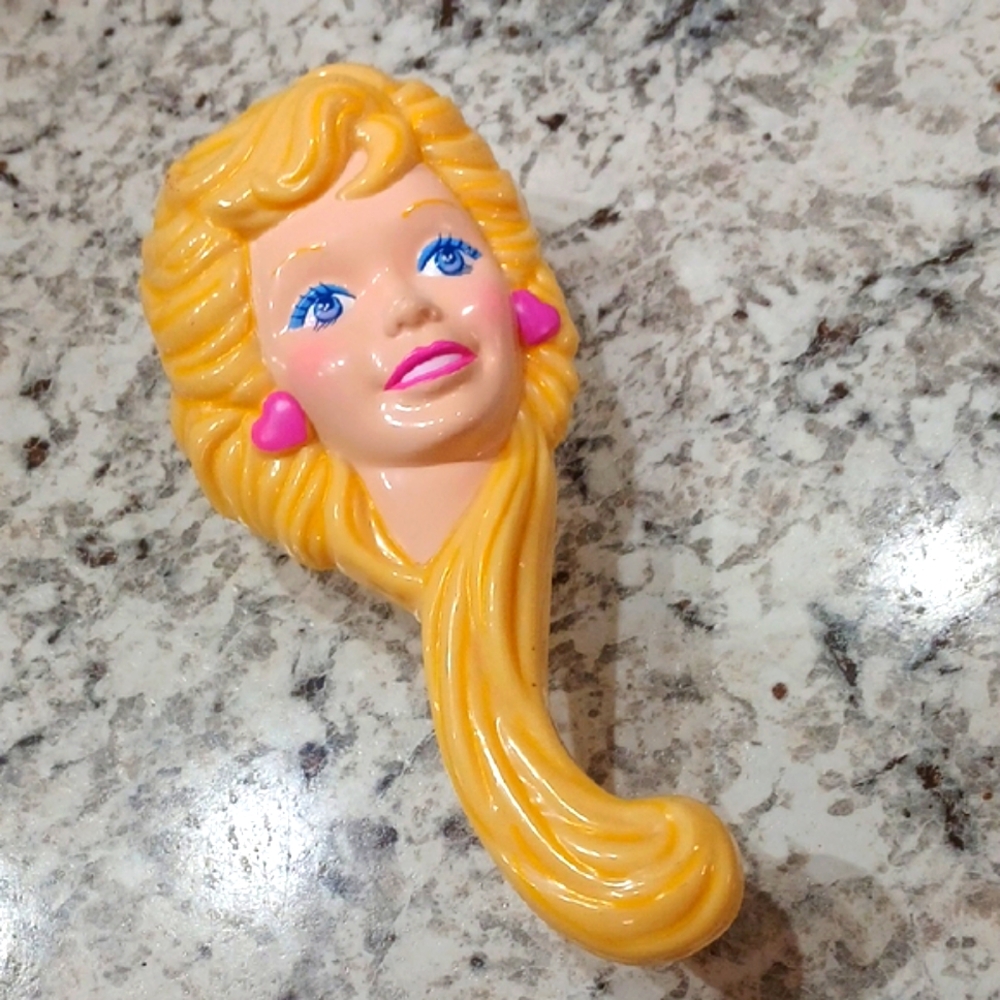 1989 Avon Barbie Hairbrush